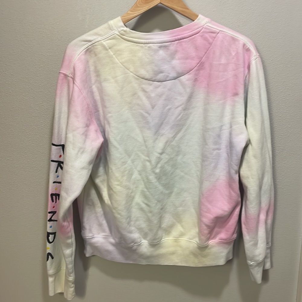Nwot Friends tie dye woman’s sweatshirt - Picture 8 of 11